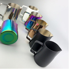 Пітчер Sharp mouth 600 мл для молока Multicolor, 175-65896
